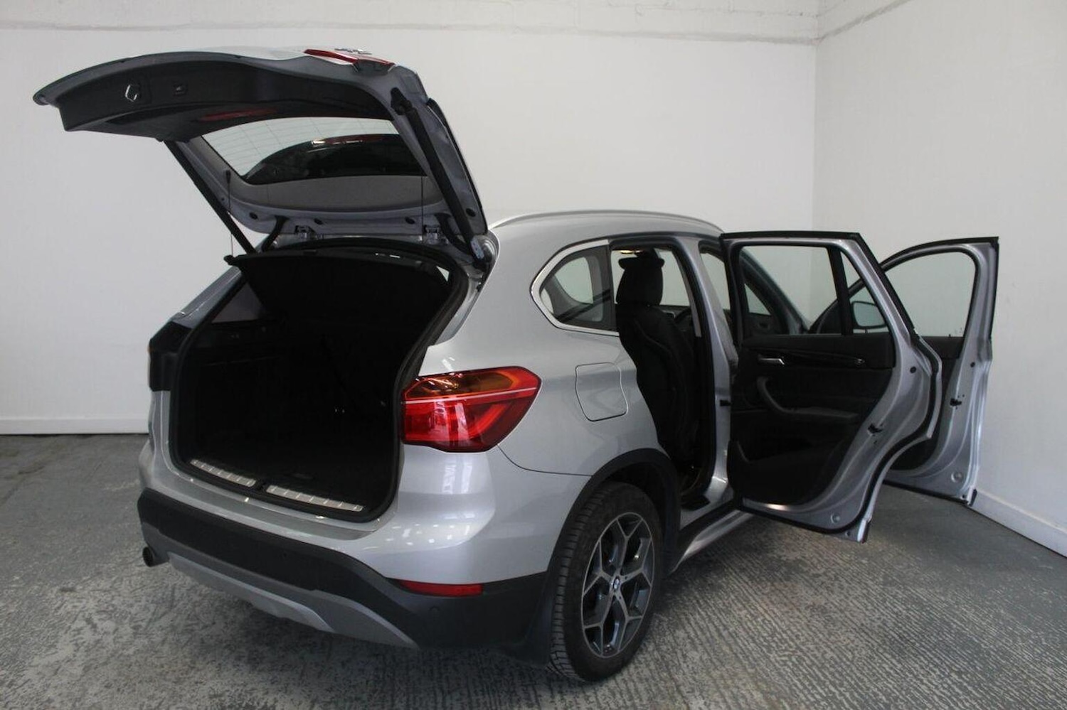 Used BMW X1 2017 for sale - 76378979: Photo 21