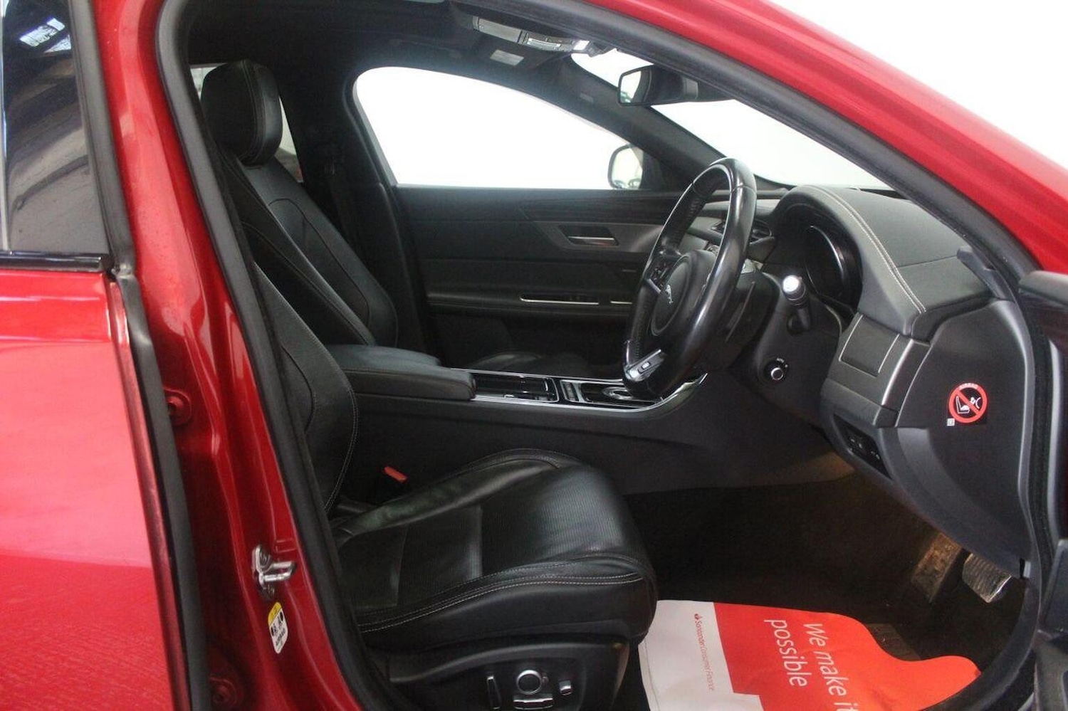 Used Jaguar XF 2015 for sale - 76963339: Photo 33