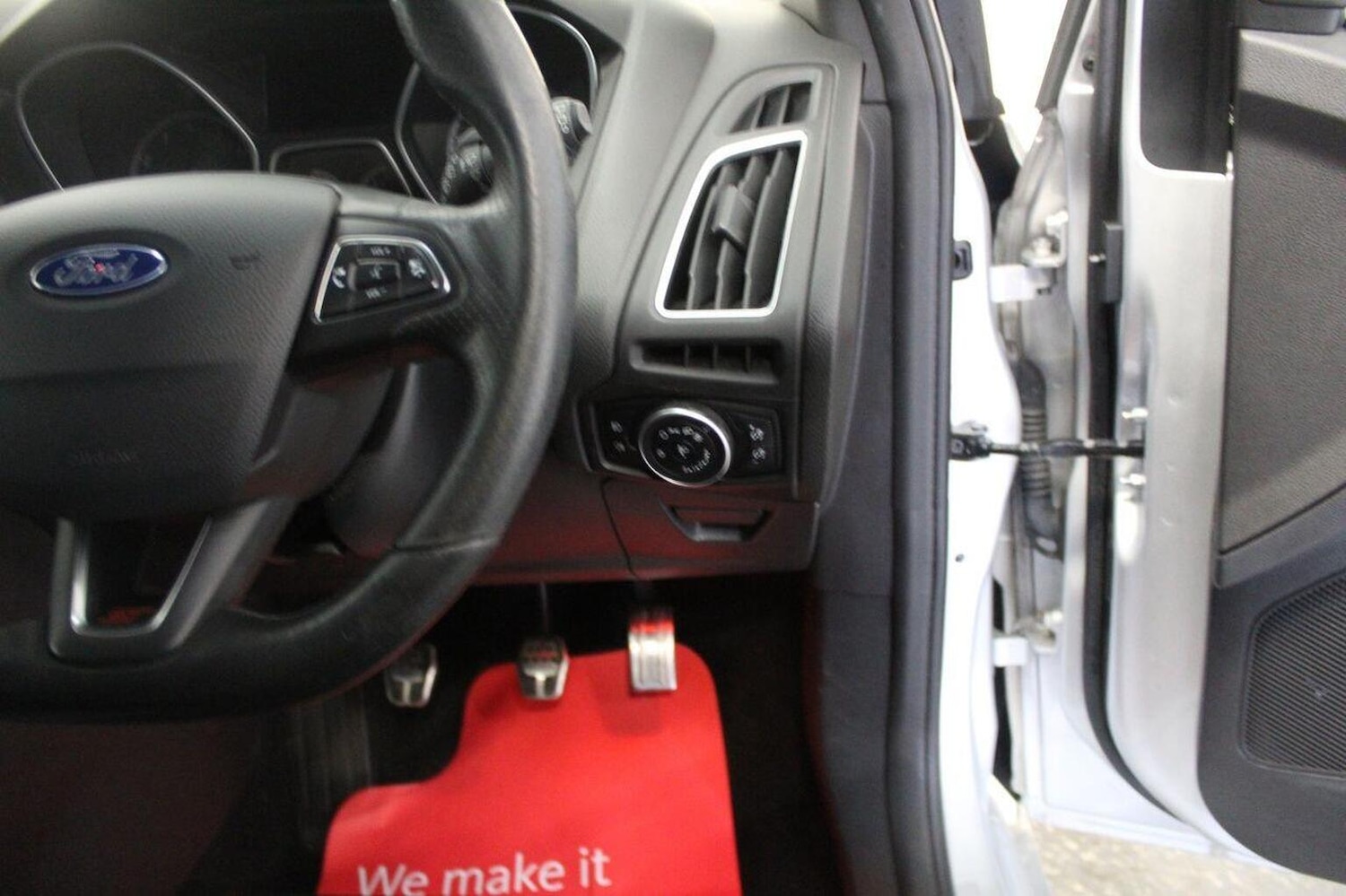 Used Ford Focus 2016 for sale - 77937886: Photo 44