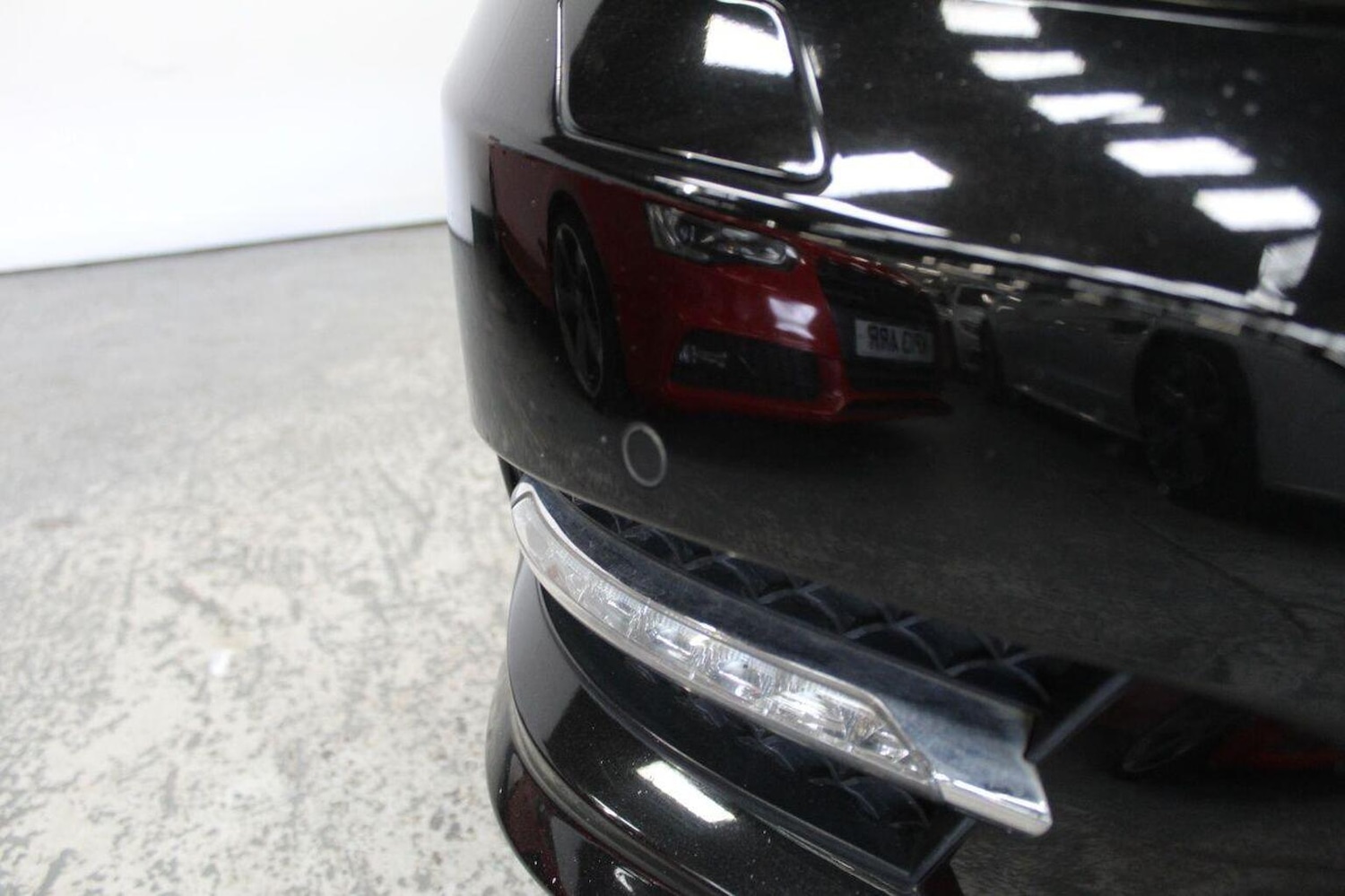 Used Mercedes-Benz CLS 2011 for sale - 77937999: Photo 17