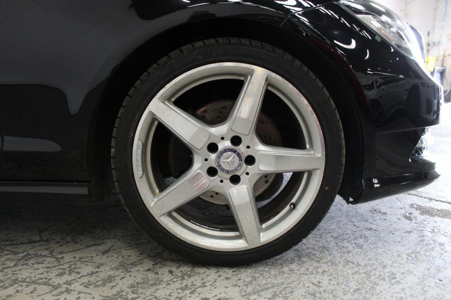 Used Mercedes-Benz CLS 2011 for sale - 77937999: Photo 59