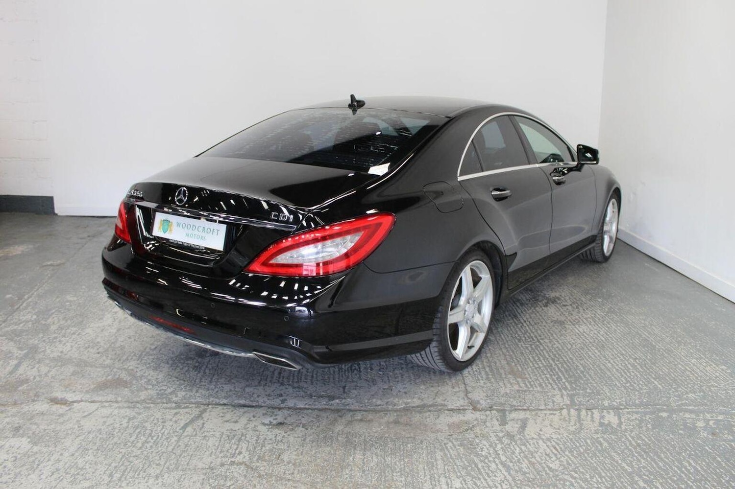 Used Mercedes-Benz CLS 2011 for sale - 77937999: Photo 8