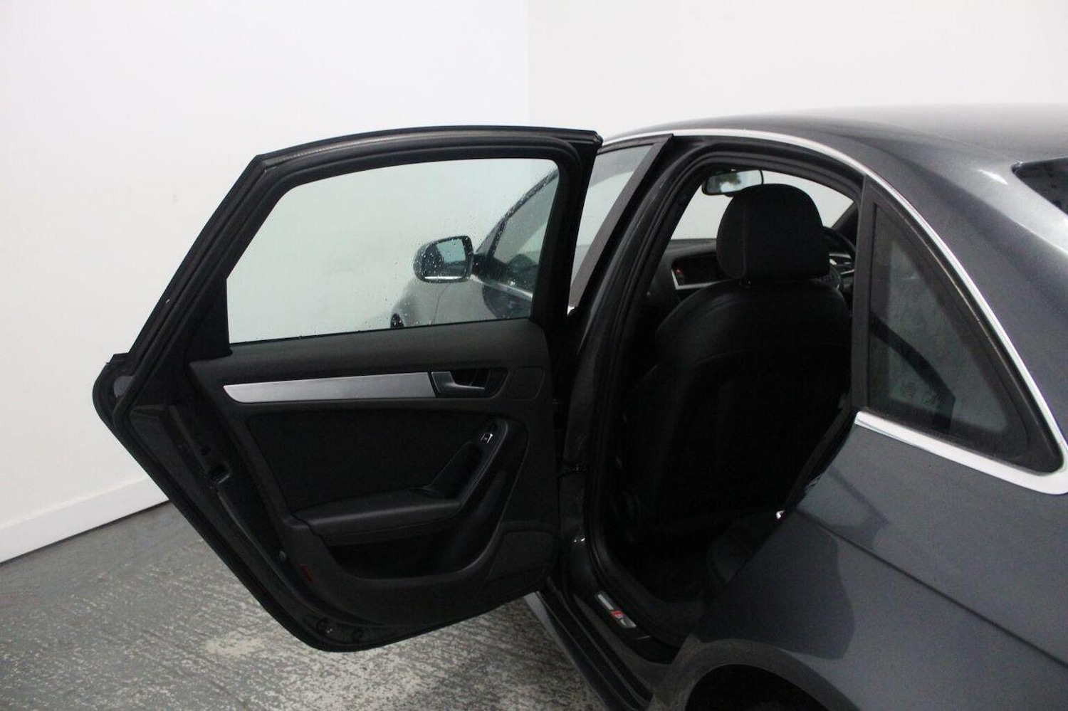 Used Audi A4 2015 for sale - 76855403: Photo 27