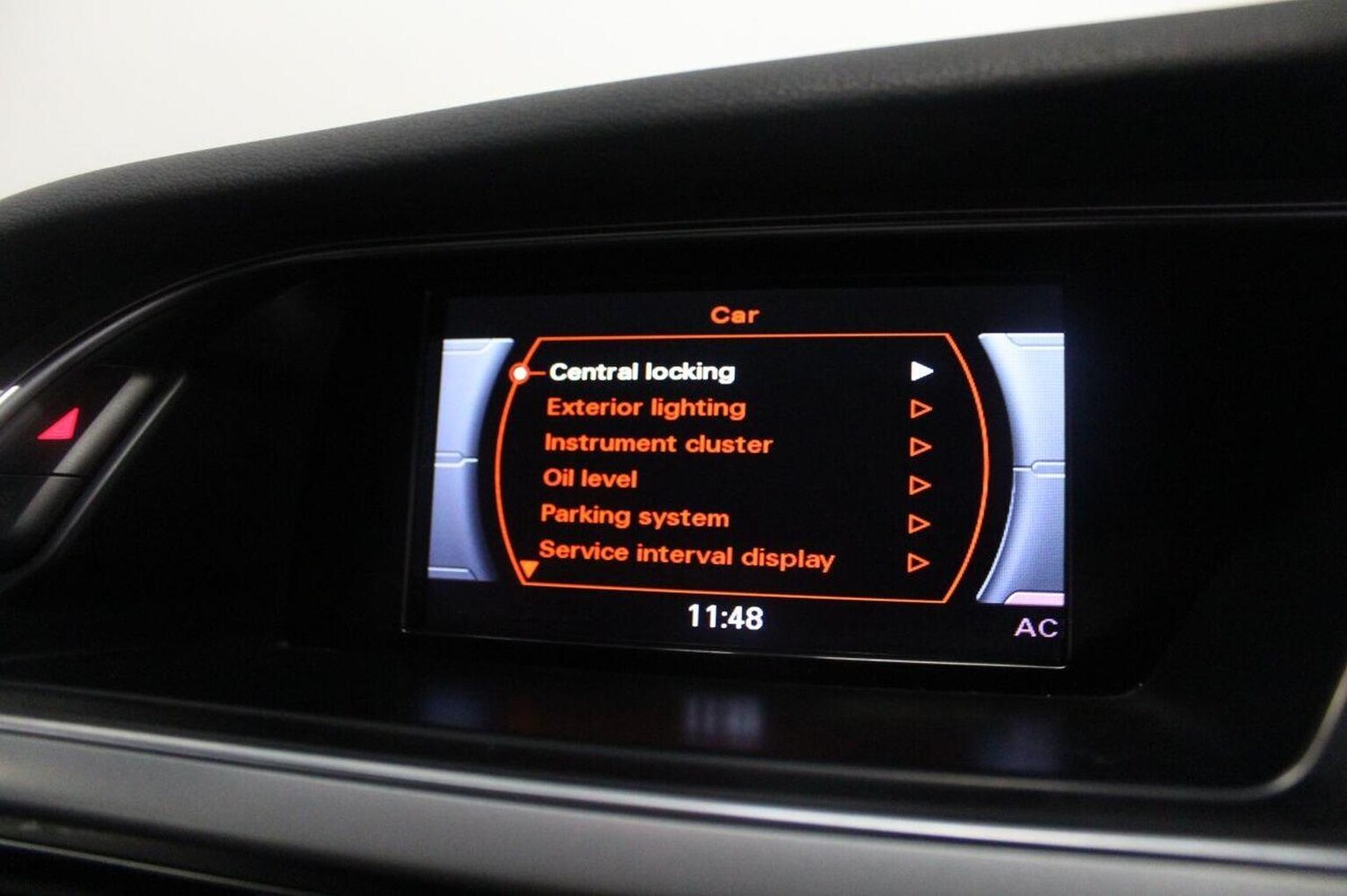 Used Audi A4 2015 for sale - 76855403: Photo 34