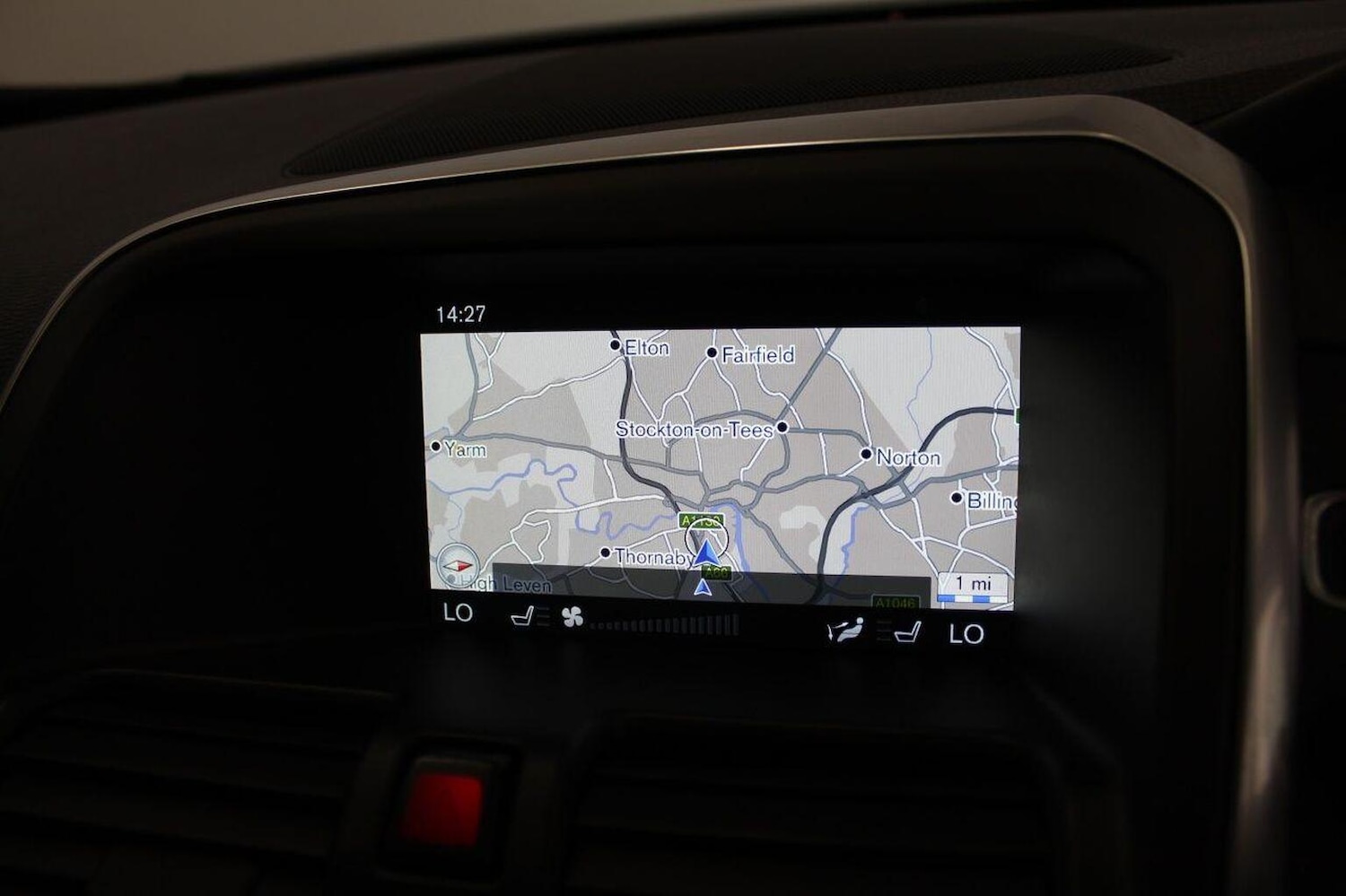 Used Volvo XC60 2015 for sale - 77937989: Photo 37