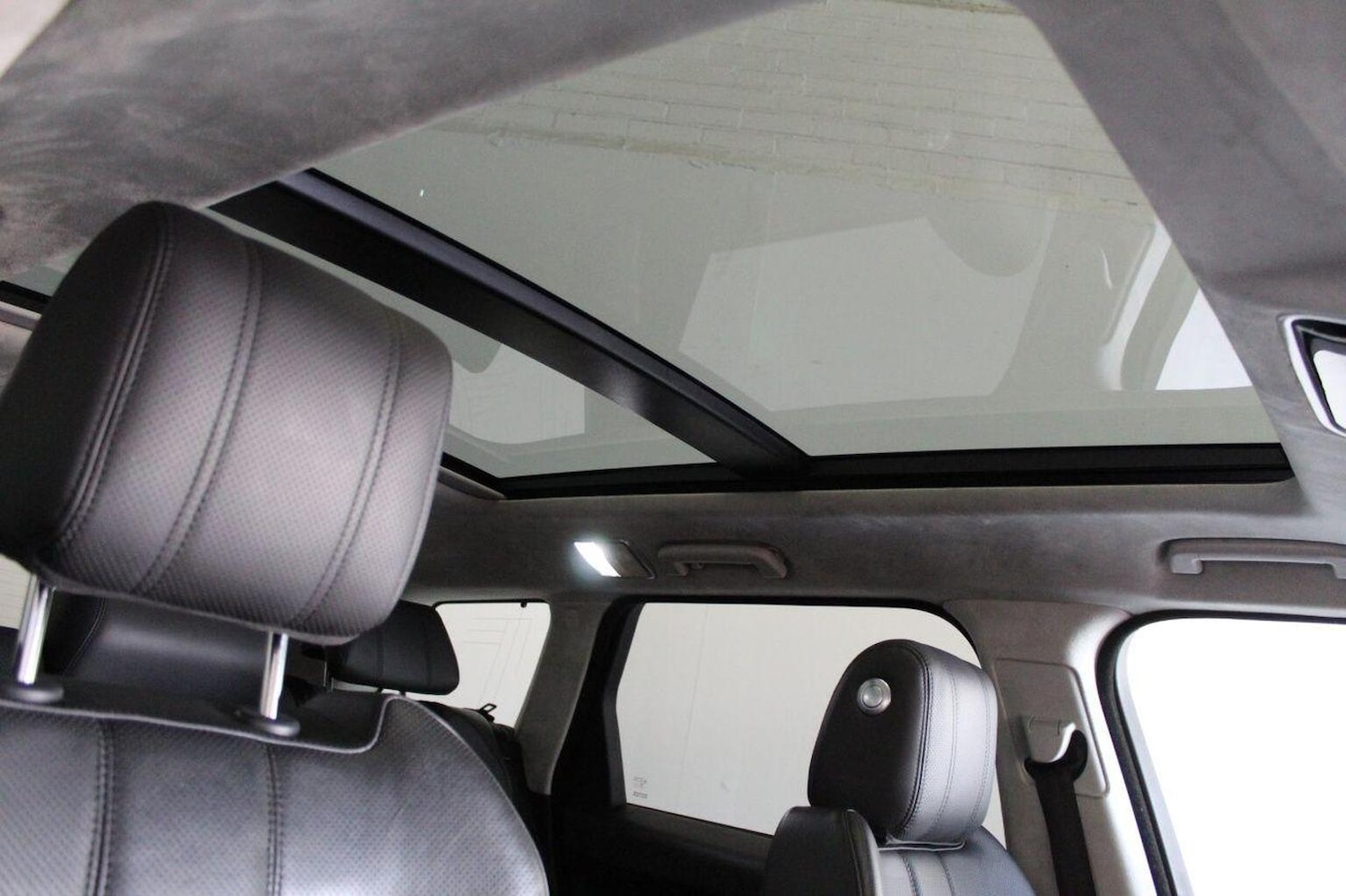 Used Land Rover Range Rover Sport 2017 for sale - 77937930: Photo 22