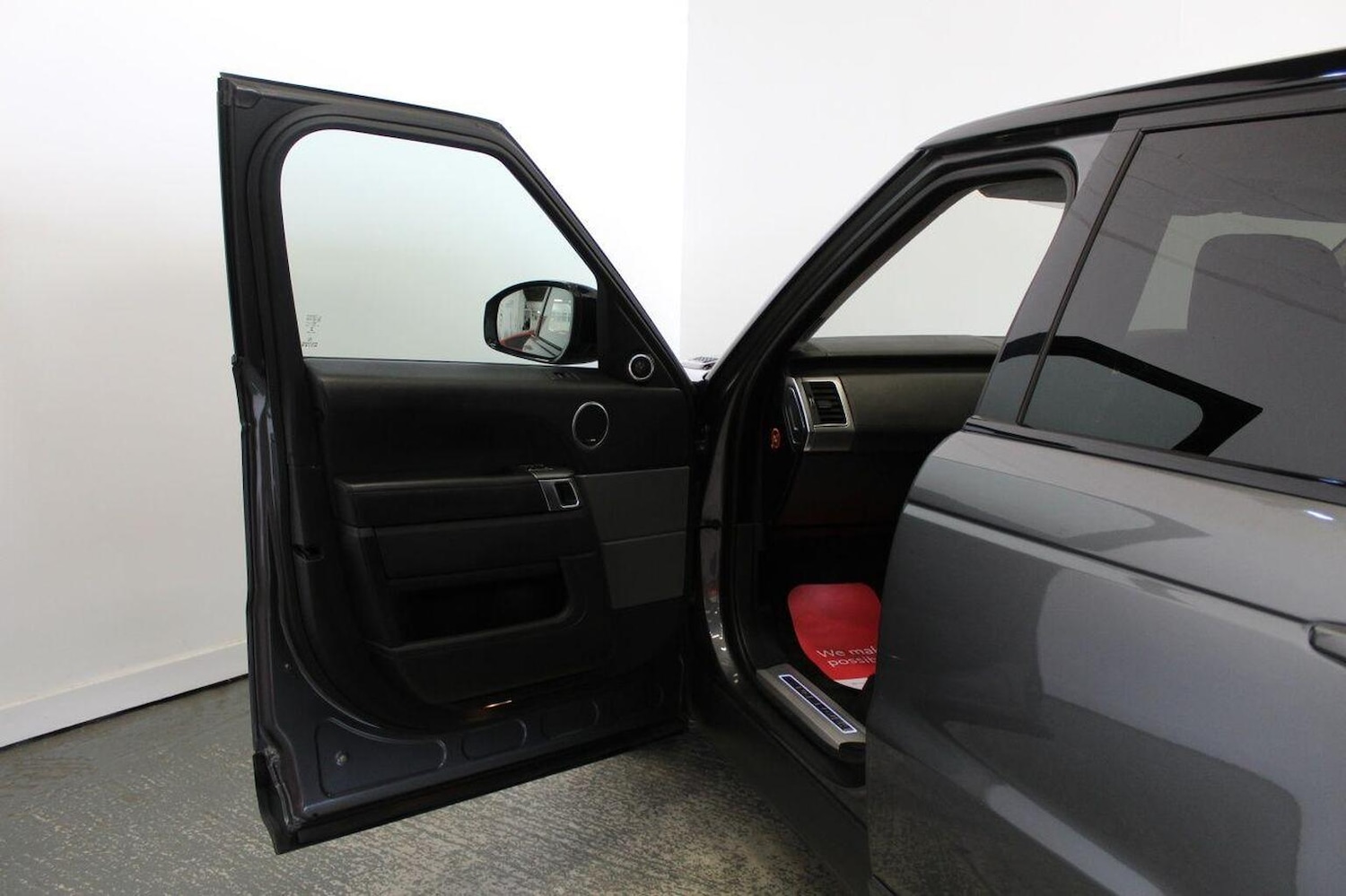 Used Land Rover Range Rover Sport 2017 for sale - 77937930: Photo 30