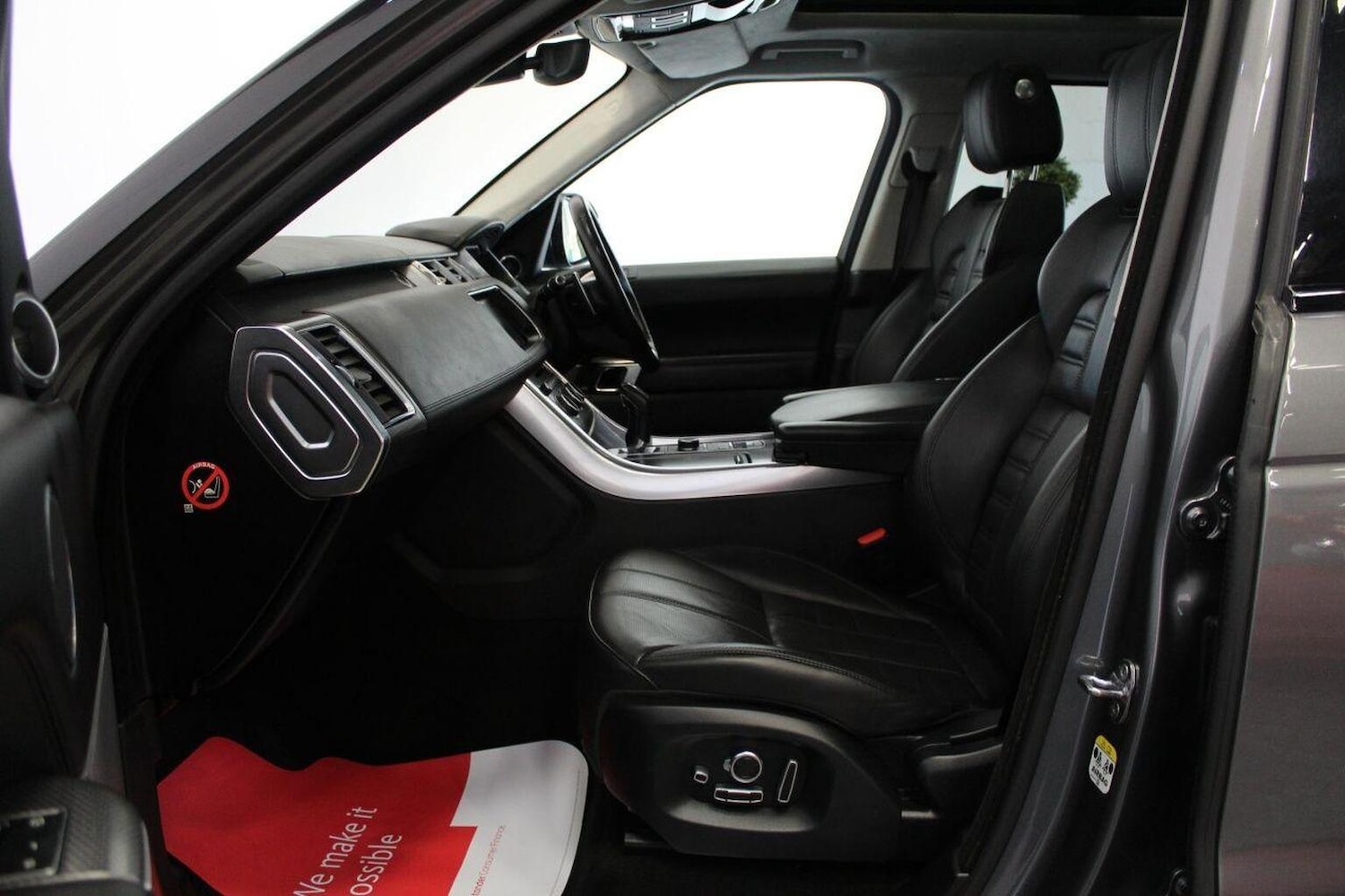 Used Land Rover Range Rover Sport 2017 for sale - 77937930: Photo 62