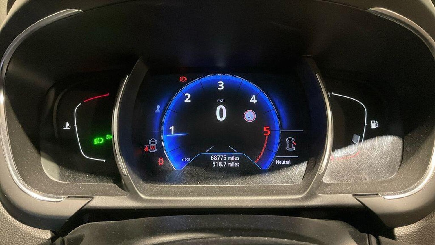 Used Renault Grand Scenic 2018 for sale - 77319812: Photo 15