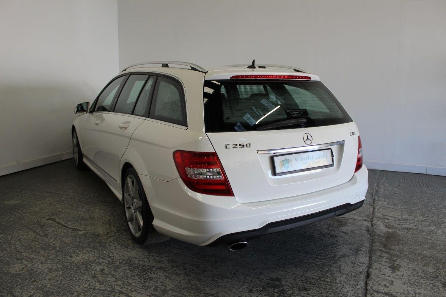 Used Mercedes-Benz C Class 2014 for sale - 76793676: Photo 7
