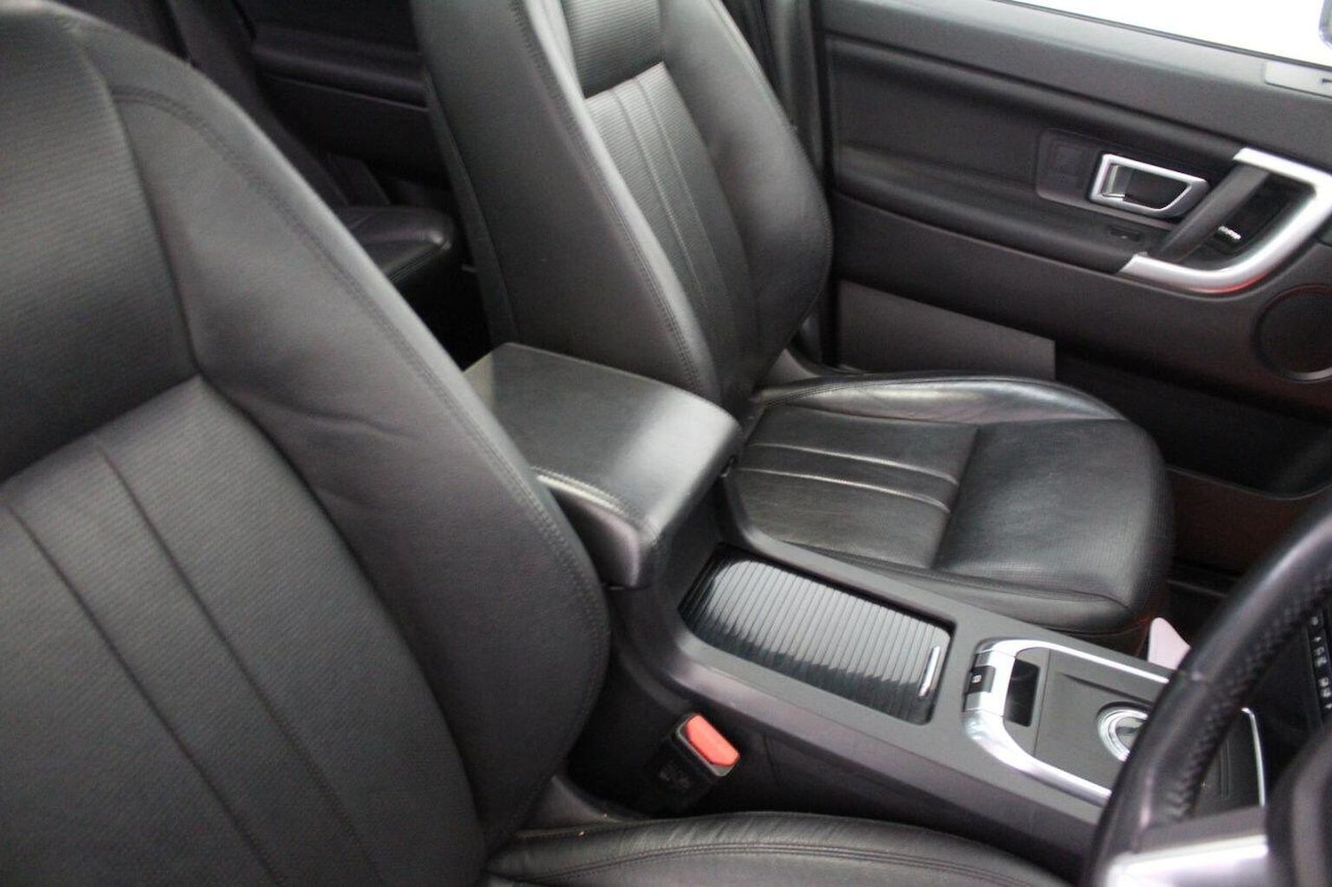 Used Land Rover Discovery Sport 2018 for sale - 77590092: Photo 50