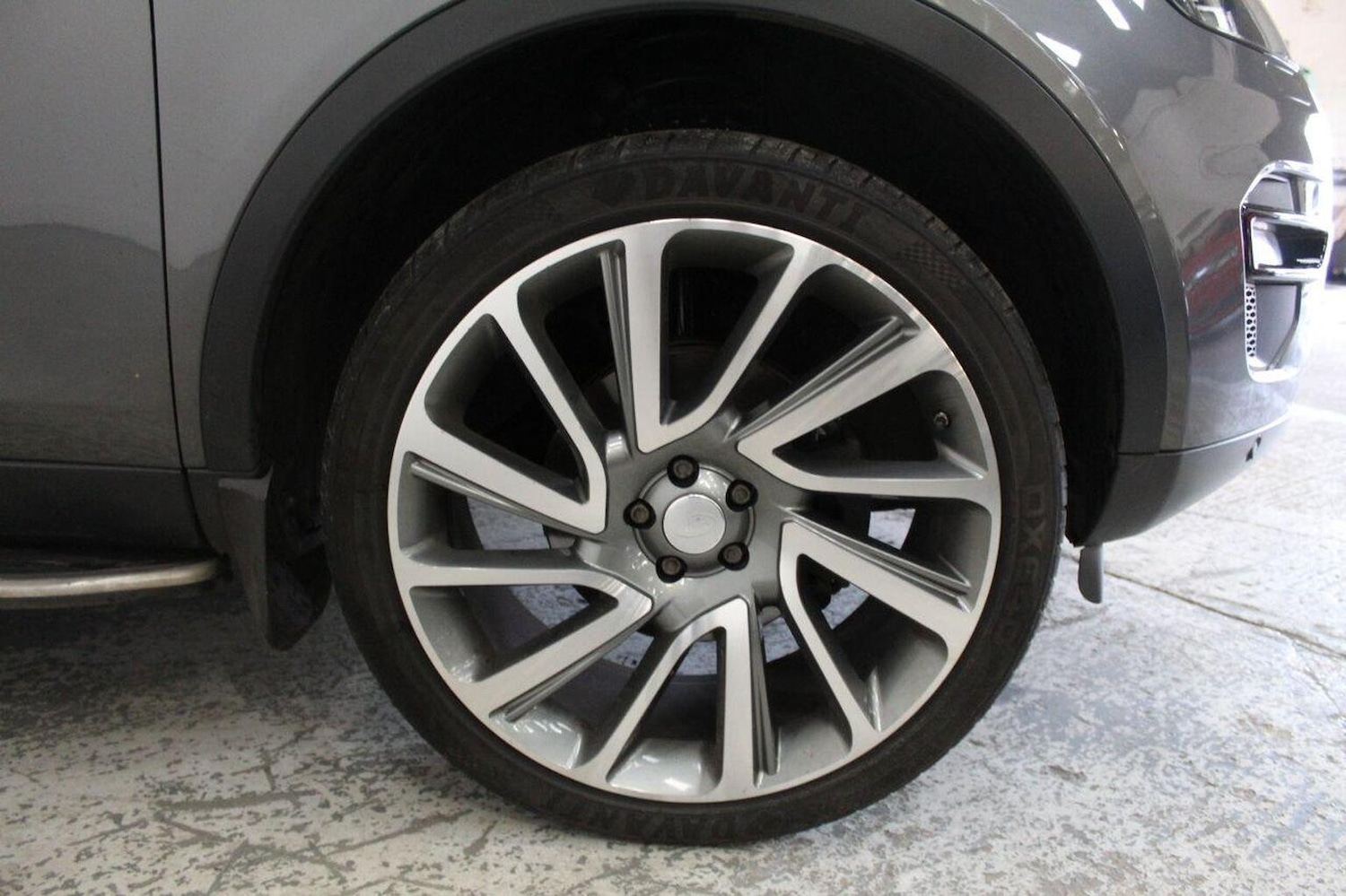 Used Land Rover Discovery Sport 2018 for sale - 77590092: Photo 66