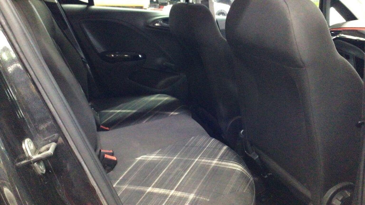 Used Vauxhall Corsa 2016 for sale - 76211885: Photo 11