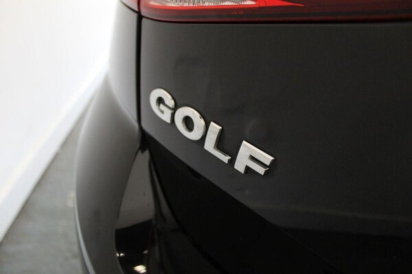 Used Volkswagen Golf 2017 for sale - 76293246: Photo 17