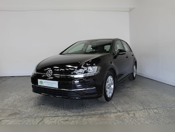 Used Volkswagen Golf 2017 for sale - 76293246: Photo 2