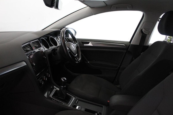 Used Volkswagen Golf 2017 for sale - 76293246: Photo 49
