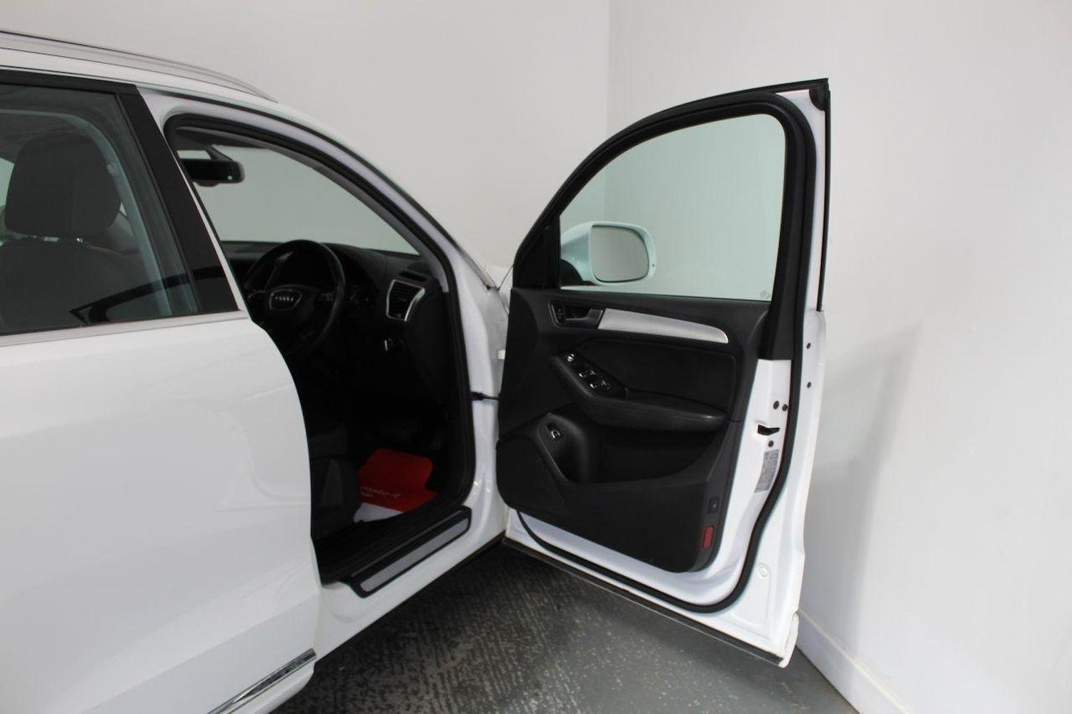 Vehicle 25