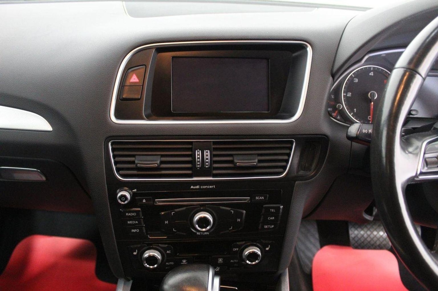 Vehicle 33