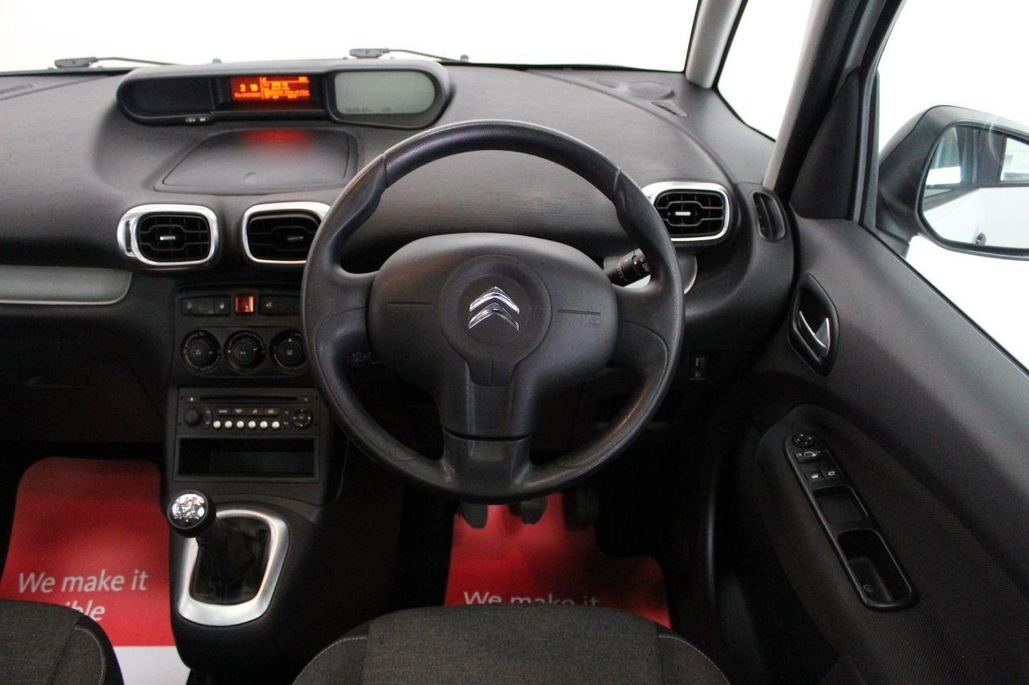 Used Citroen C3 Picasso 2015 for sale - 76793849: Photo 40