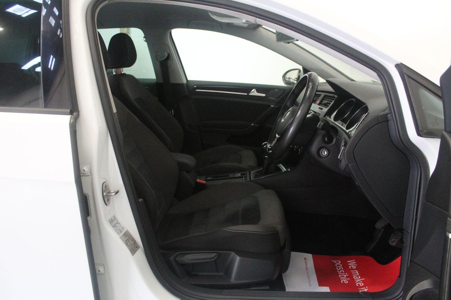 Used Volkswagen Golf 2015 for sale - 77080784: Photo 30