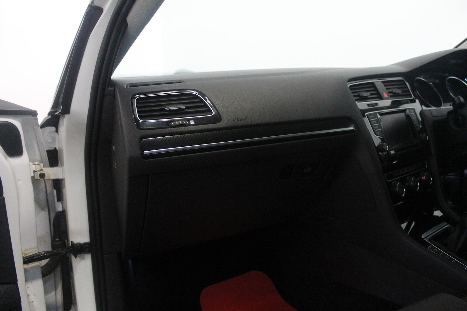 Used Volkswagen Golf 2015 for sale - 77080784: Photo 31