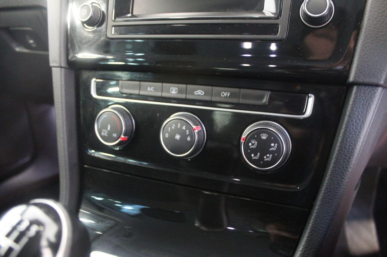 Used Volkswagen Golf 2015 for sale - 77080784: Photo 42