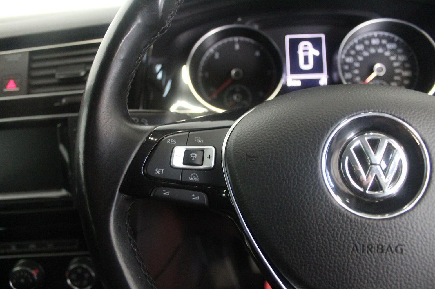 Used Volkswagen Golf 2015 for sale - 77080784: Photo 46