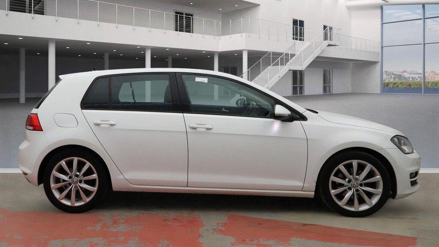 Used Volkswagen Golf 2015 for sale - 77080784: Photo 9