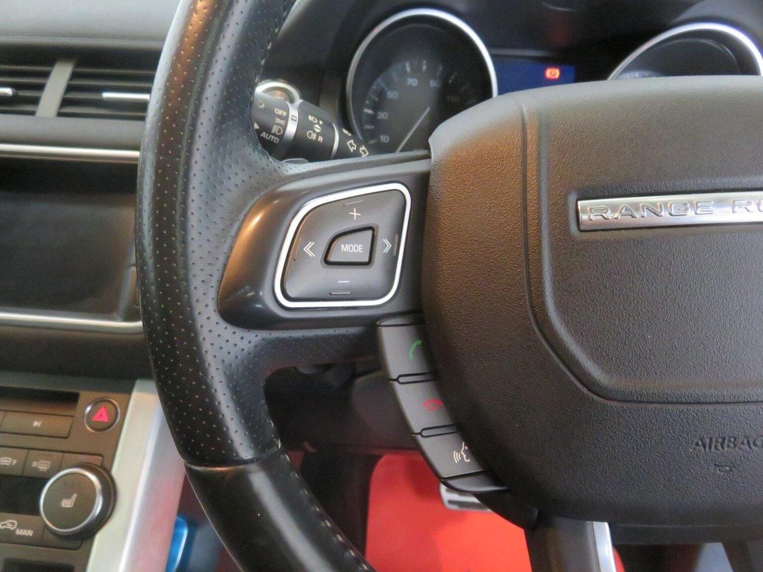 Used Land Rover Range Rover Evoque 2011 for sale - 76521118: Photo 46