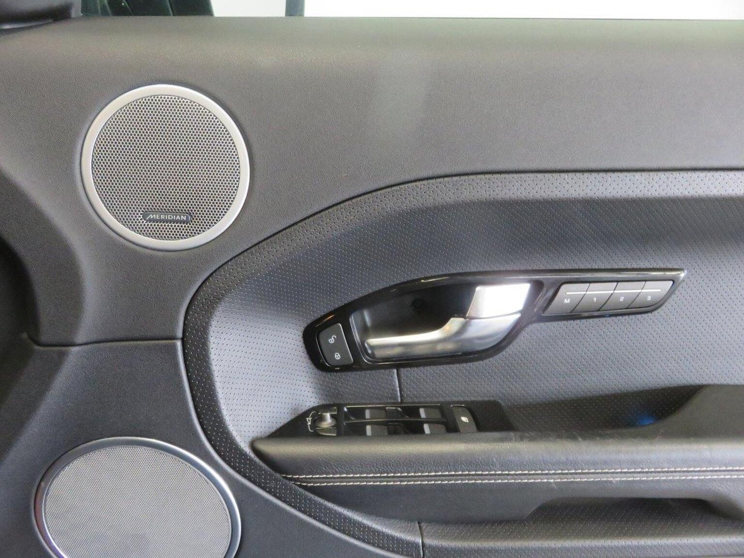 Used Land Rover Range Rover Evoque 2011 for sale - 76521118: Photo 49