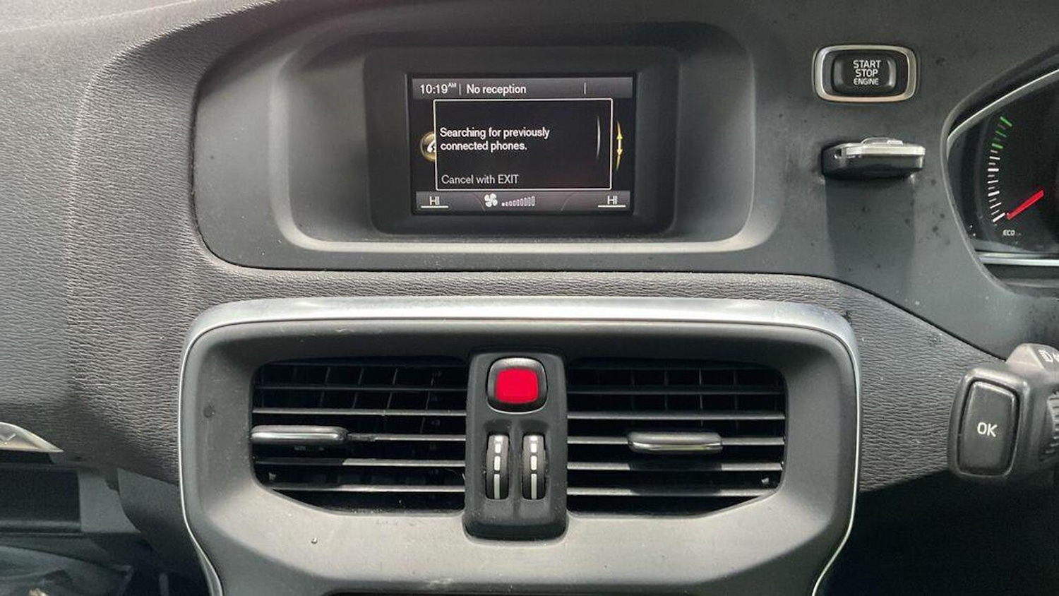 Used Volvo V40 Cross Country 2015 for sale - 77687707: Photo 17