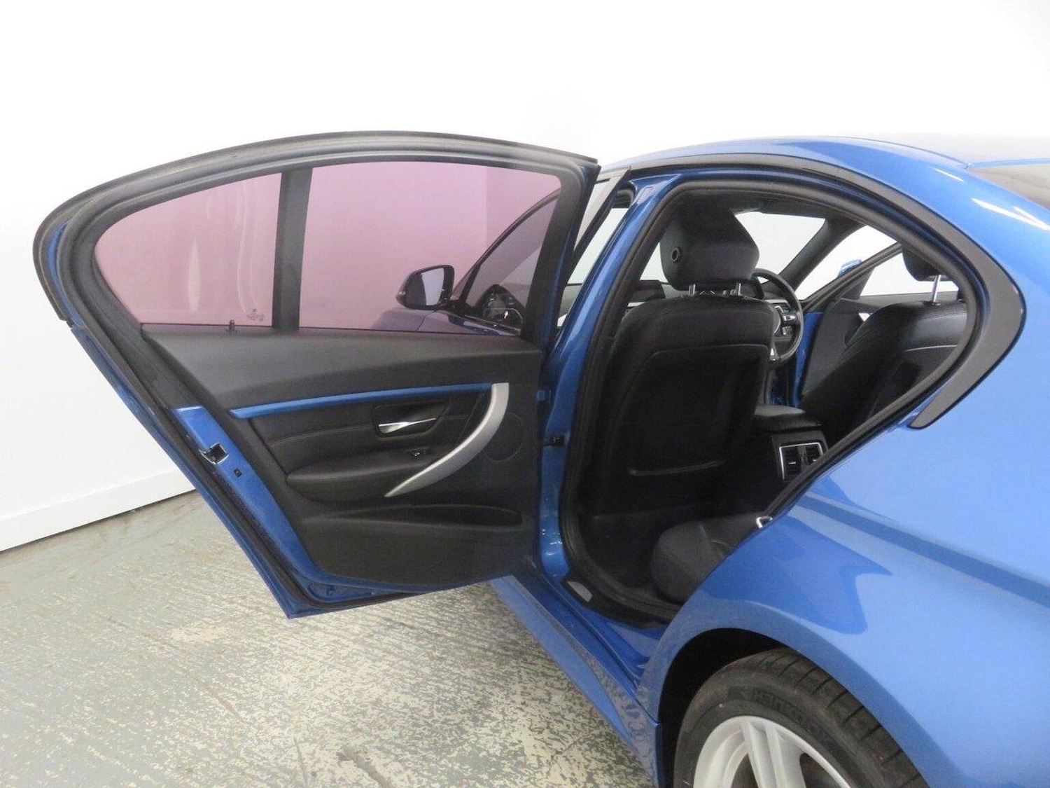 Vehicle 29