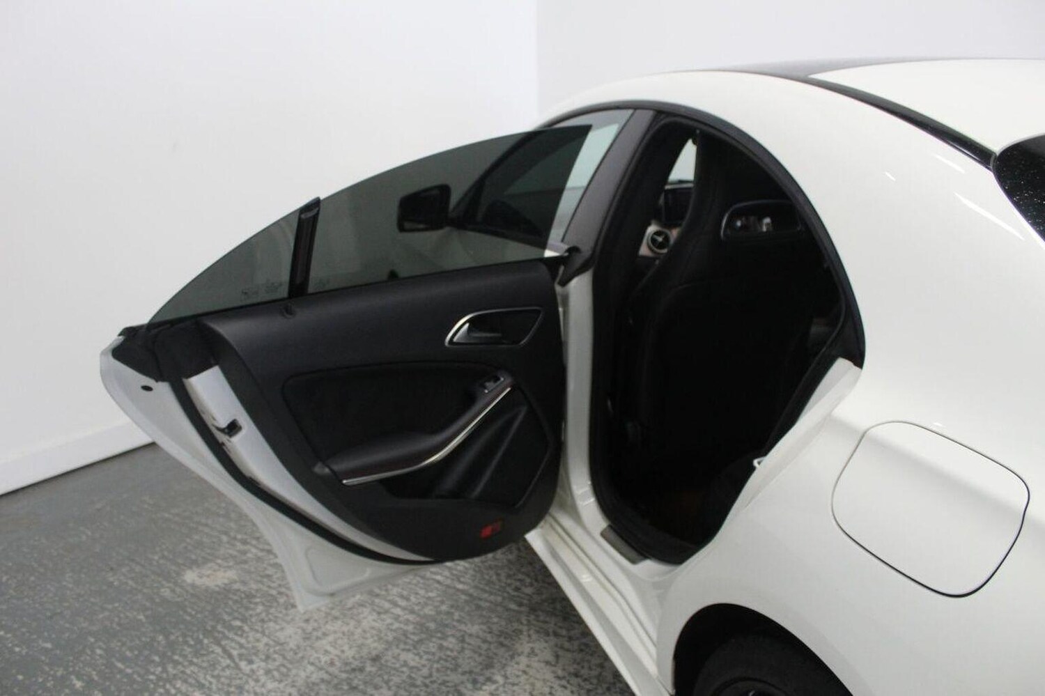 Used Mercedes-Benz CLA 2014 for sale - 77487258: Photo 28