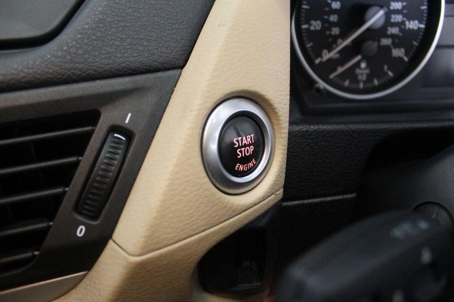 Used BMW X1 2010 for sale - 76177074: Photo 39