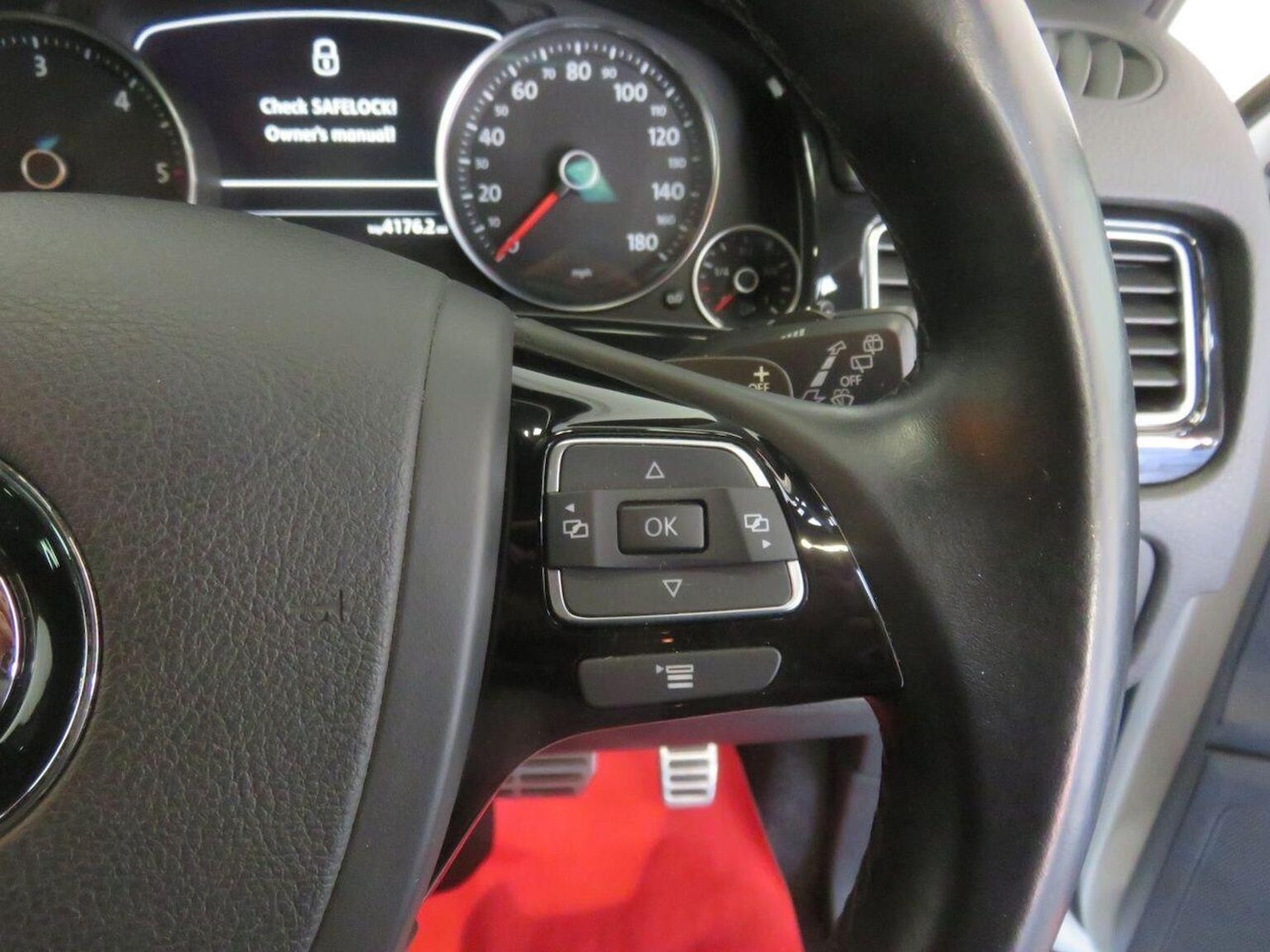 Used Volkswagen Touareg 2013 for sale - 76793847: Photo 48