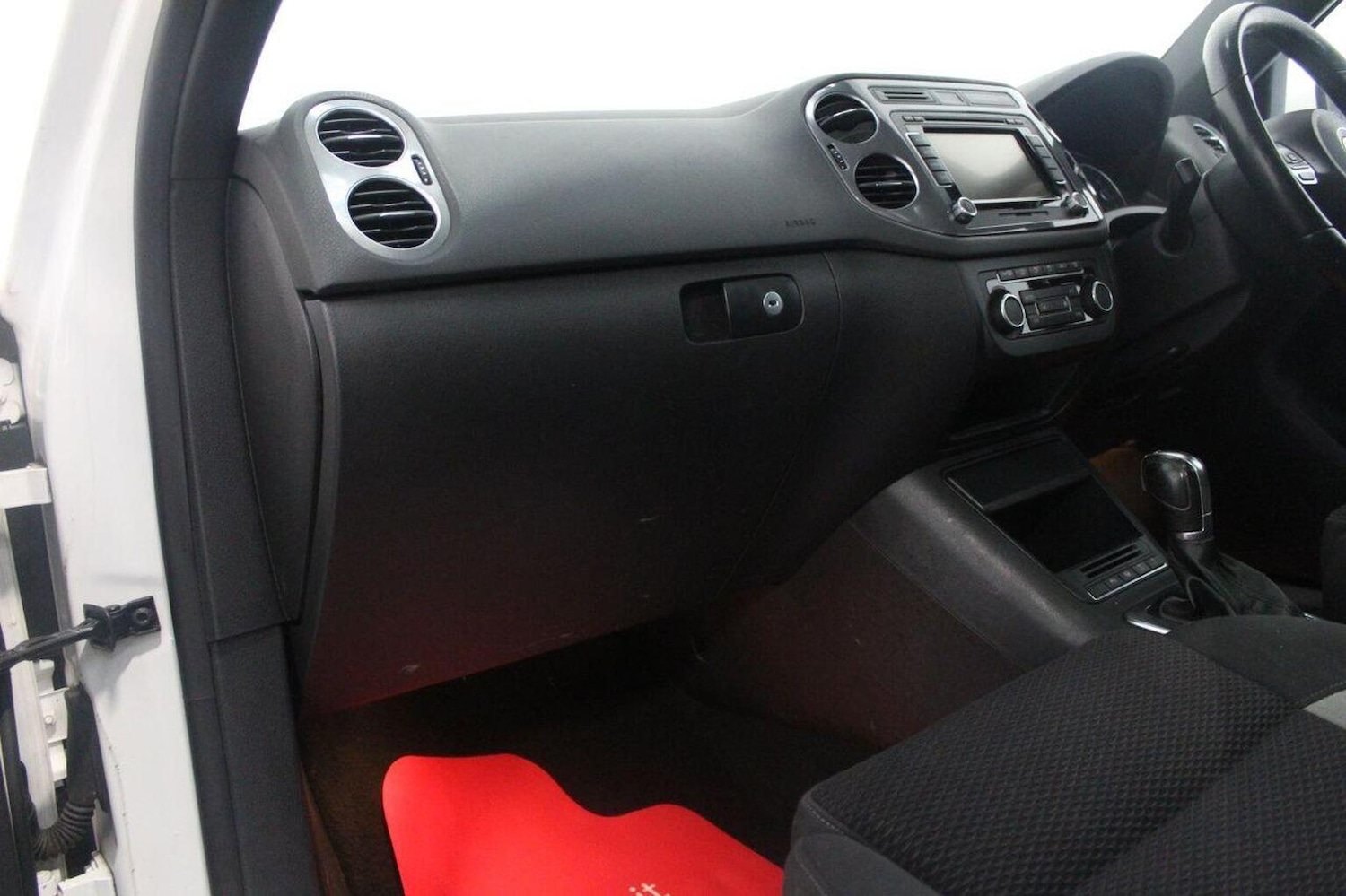 Used Volkswagen Tiguan 2013 for sale - 77937995: Photo 32