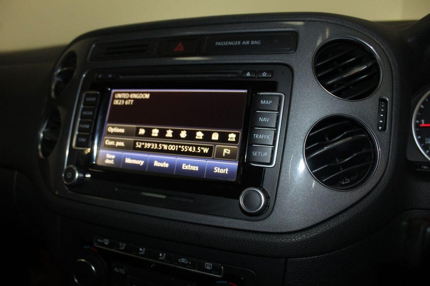 Used Volkswagen Tiguan 2013 for sale - 77937995: Photo 36