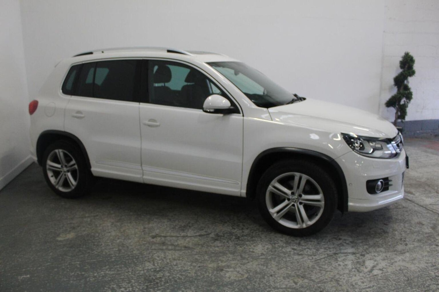 Used Volkswagen Tiguan 2013 for sale - 77937995: Photo 4