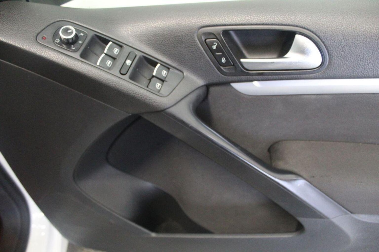 Used Volkswagen Tiguan 2013 for sale - 77937995: Photo 50