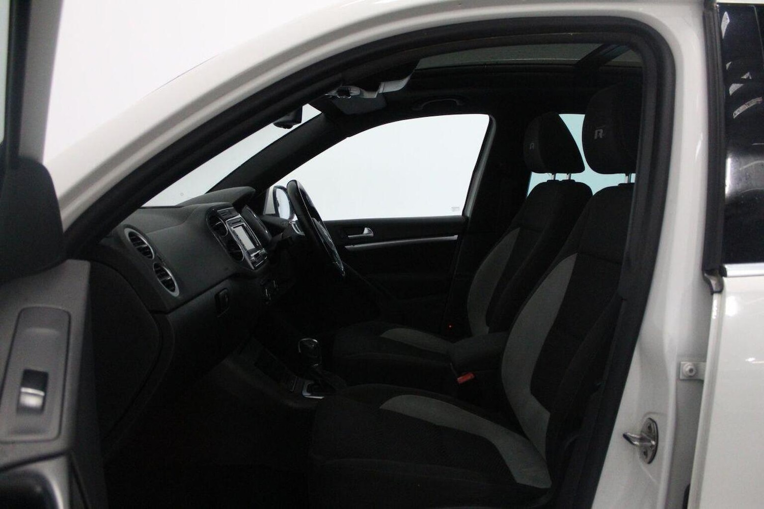 Used Volkswagen Tiguan 2013 for sale - 77937995: Photo 52