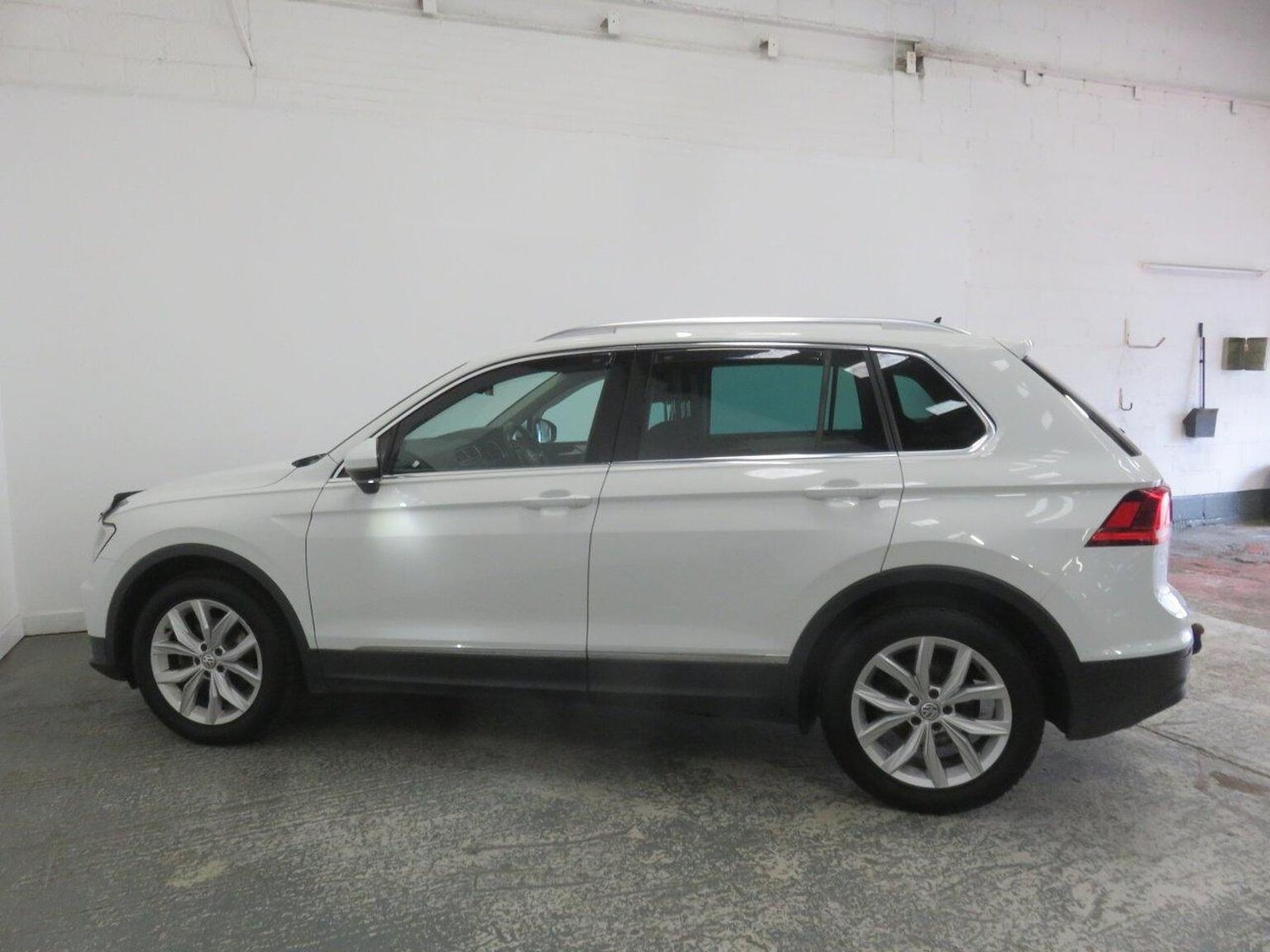 Used Volkswagen Tiguan 2017 for sale - 78084413: Photo 10