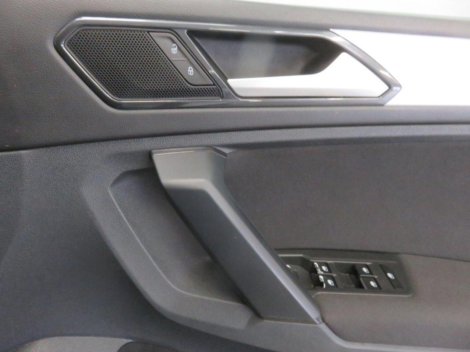 Used Volkswagen Tiguan 2017 for sale - 78084413: Photo 45