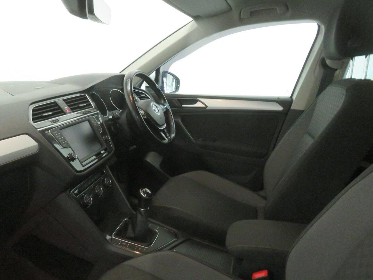 Used Volkswagen Tiguan 2017 for sale - 78084413: Photo 47