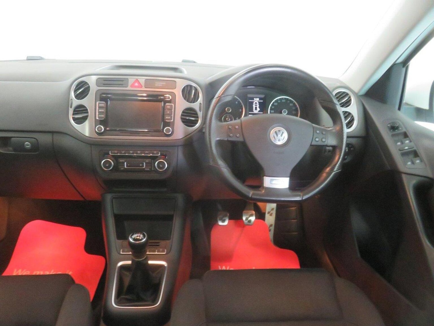 Used Volkswagen Tiguan 2010 for sale - 77521948: Photo 42