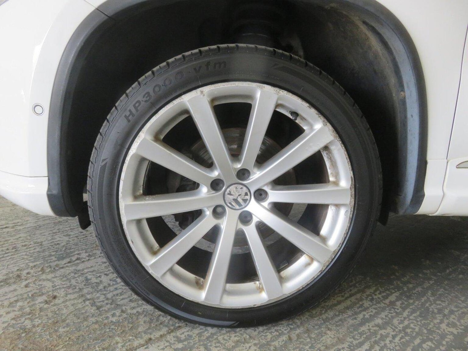 Used Volkswagen Tiguan 2010 for sale - 77521948: Photo 57