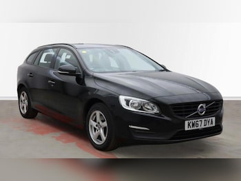 Used Volvo V60 2018 for sale - 78653352: Photo