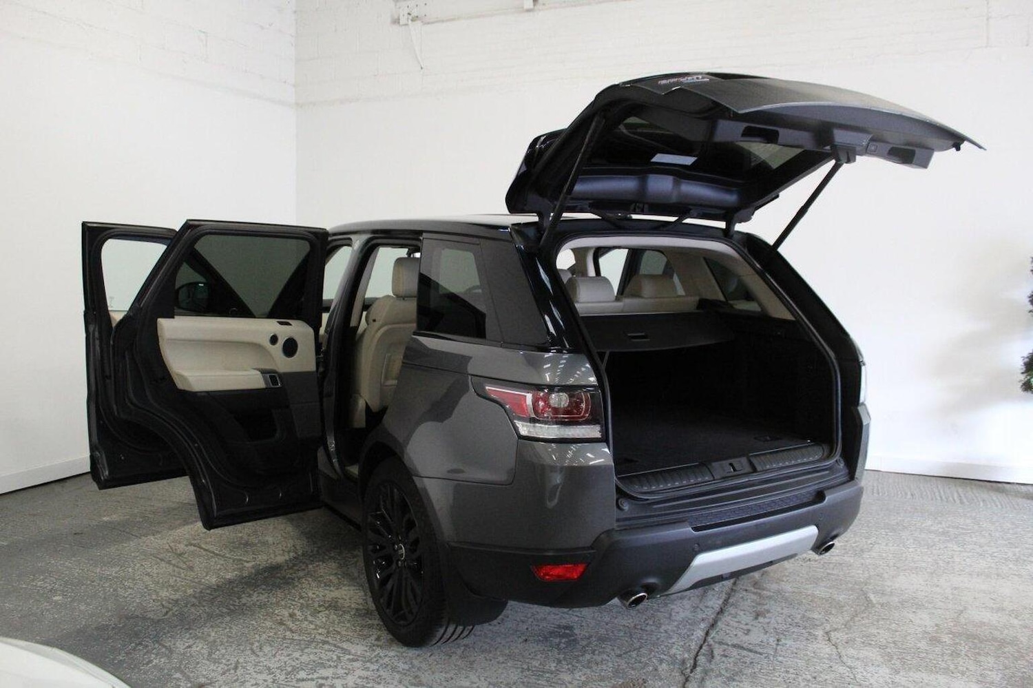 Used Land Rover Range Rover Sport 2014 for sale - 77938045: Photo 20