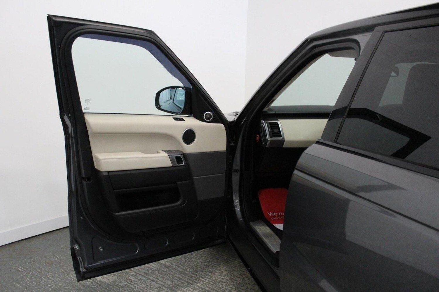 Used Land Rover Range Rover Sport 2014 for sale - 77938045: Photo 26