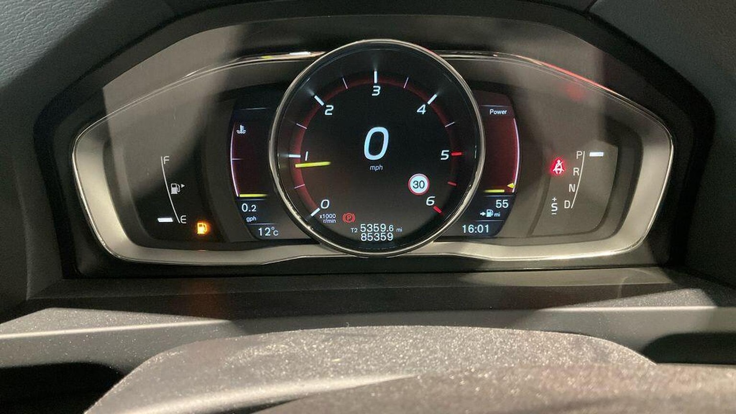 Used Volvo V60 2015 for sale - 76751844: Photo 14