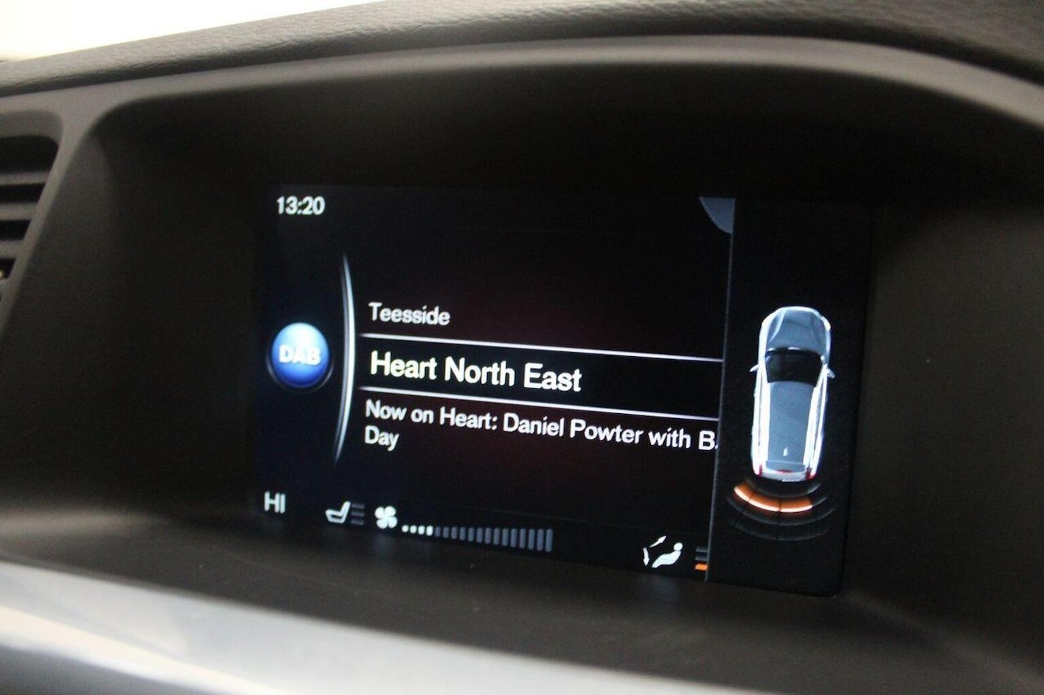 Used Volvo V60 2015 for sale - 76751844: Photo 36